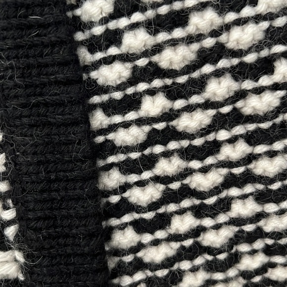 Theory - Black & White Chunky Knit Open-Front Cardigan - Picture 4 of 4